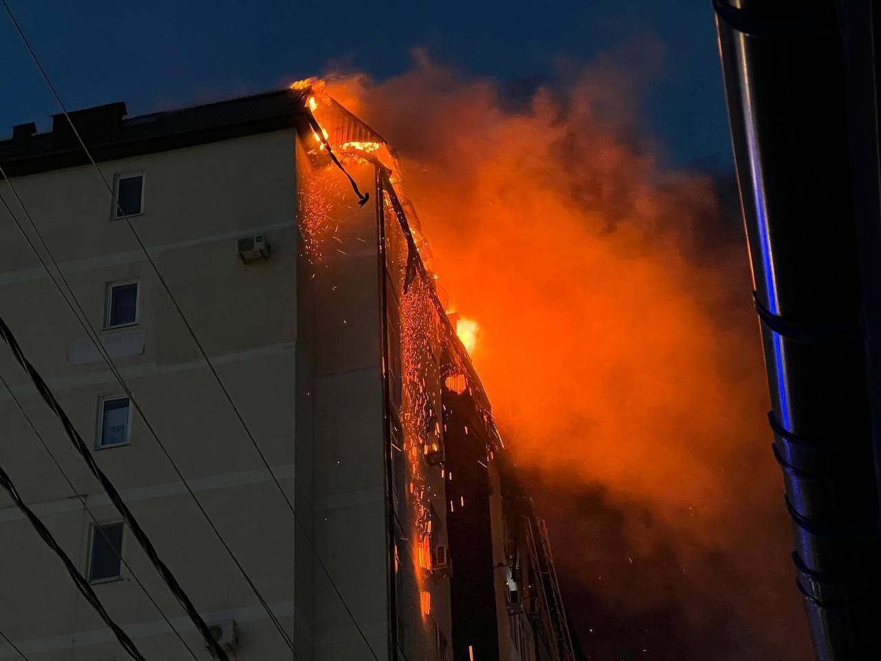 Масштабный пожар в городе Анапа