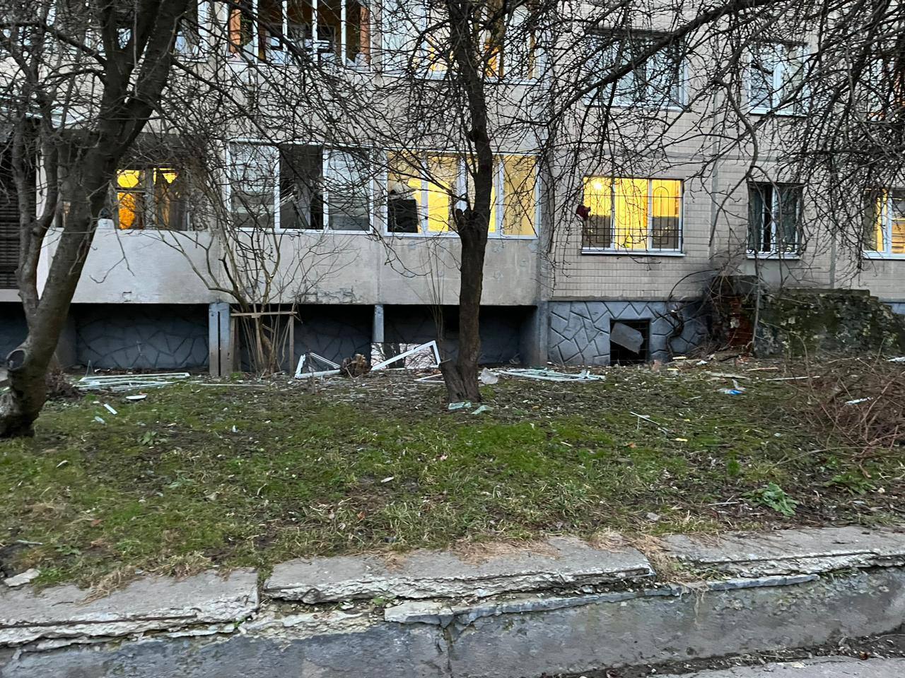 Оккупанты ударили ракетами по Львову: есть попадания и пострадавшие. Фото