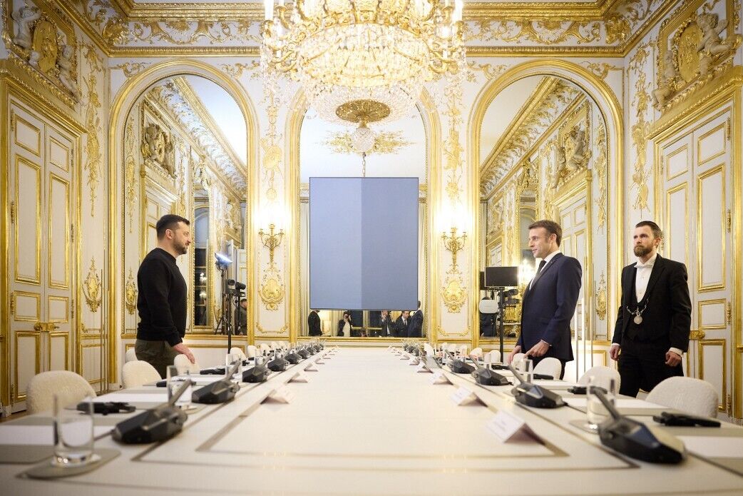 Зеленский и Макрон подписали соглашение о гарантиях безопасности между Украиной и Францией: обнародован текст документа. Фото и видео