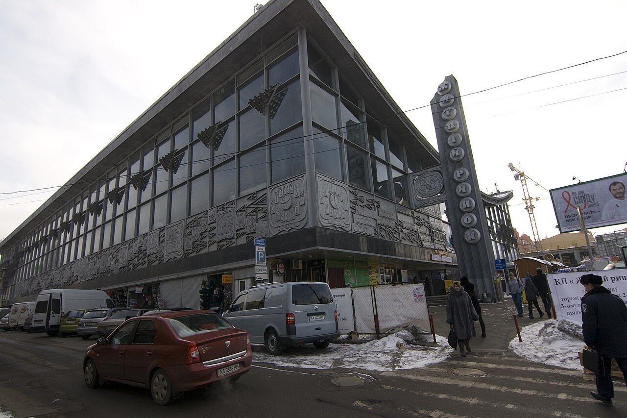 Існує з часів Київської Русі: який вигляд у 1900-х роках мав найстаріший ринок столиці. Унікальне фото