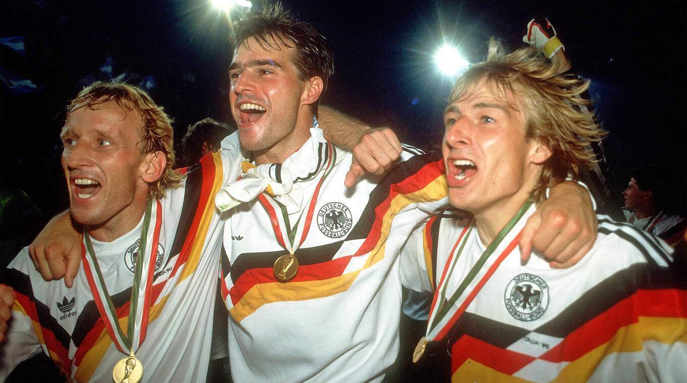 Умер легендарный футболист сборной Германии, забивший победный гол в финале ЧМ