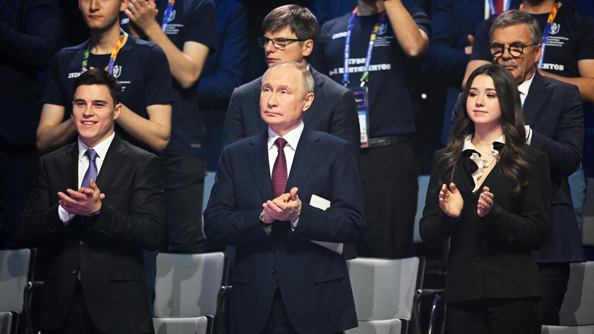 У російській художній гімнастиці оголосили Путіна поза політикою та стали посміховиськом у мережі
