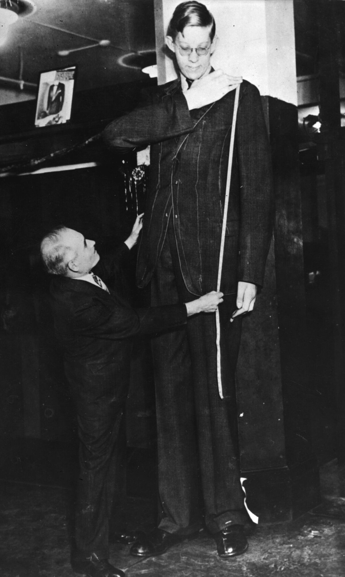 Как выглядел самый высокий человек в мире с ростом 272 см и почему Роберт Вадлоу так мало прожил. Фото и видео