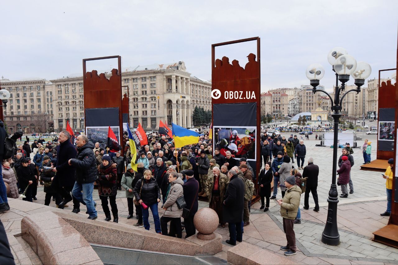 Последний путь героя: в Киеве попрощались с борцом за независимость Украины Степаном Хмарой