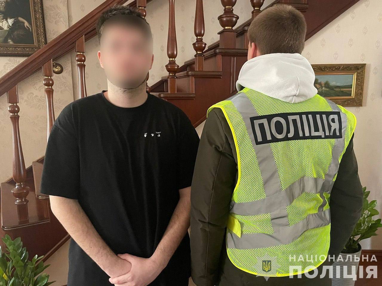 На Київщині стріляв та вигукував "Ахмат – сила": зловмисника оперативно затримали. Фото і відео