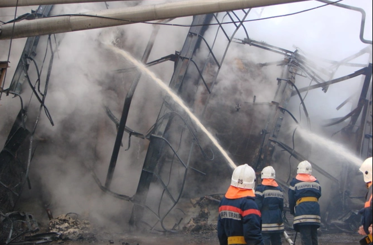 В России снова "бавовна": атакован нефтеперерабатывающий завод в Волгограде. Видео