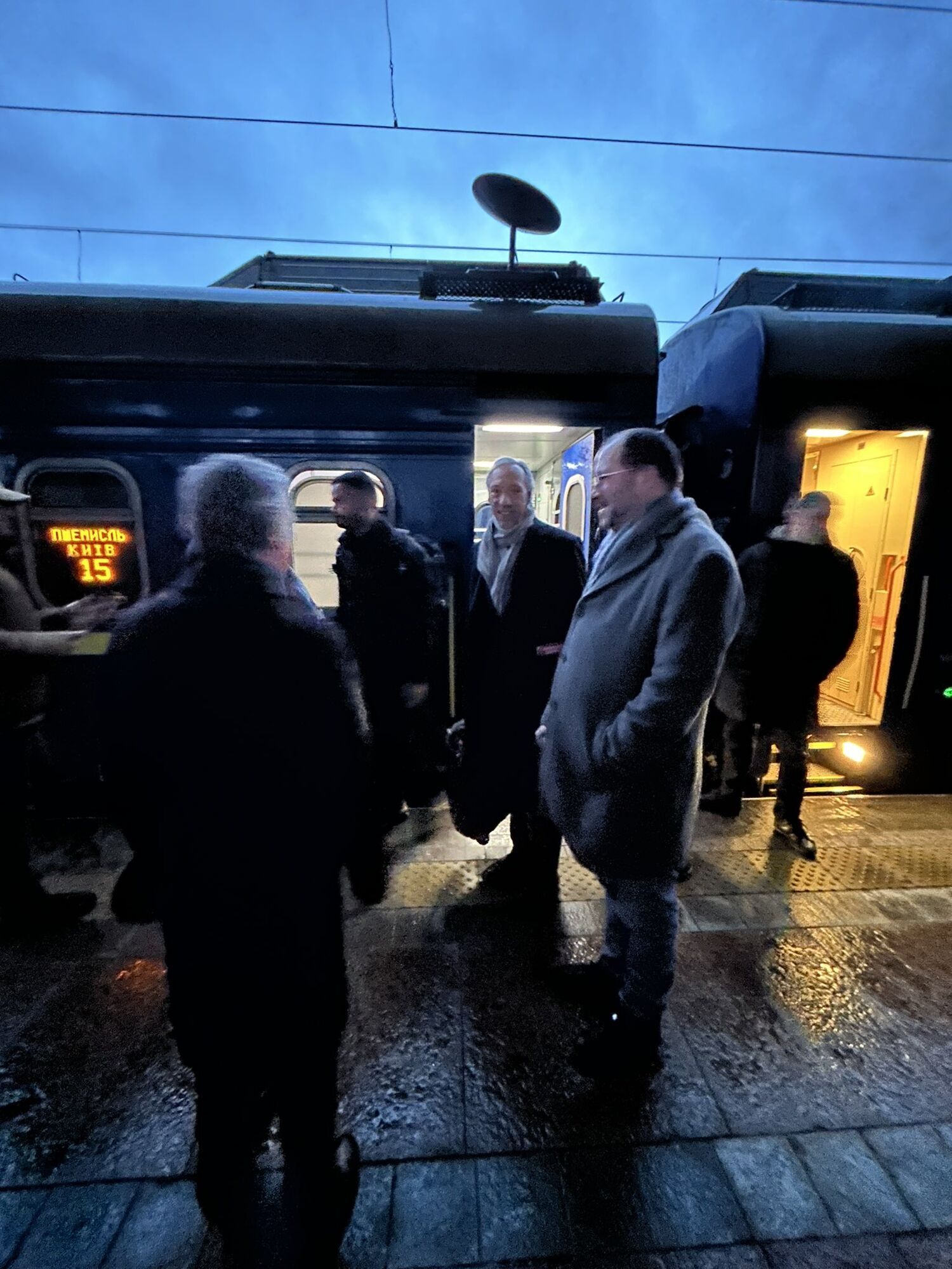 Два міністри Португалії прибули з візитом до України. Фото і відео