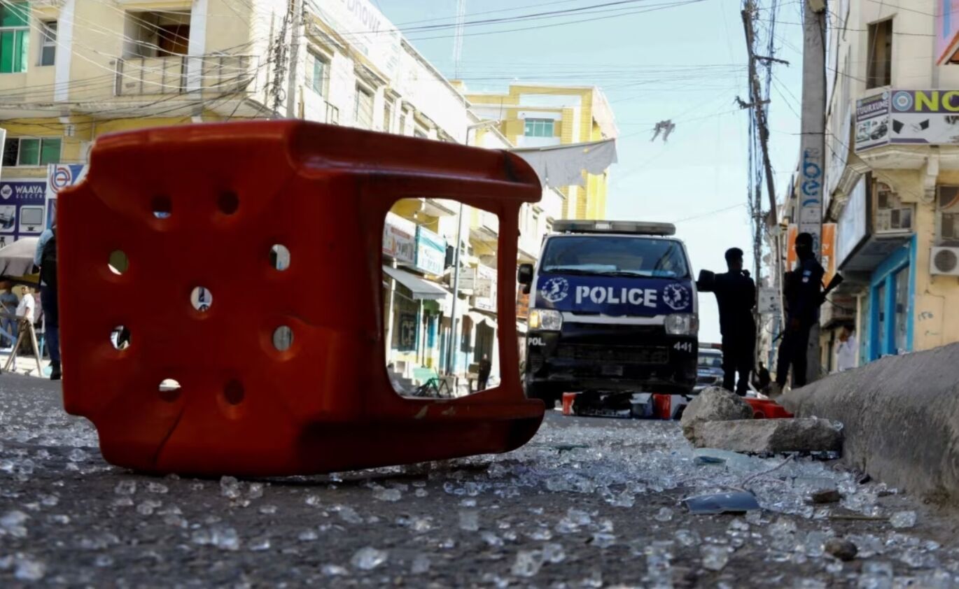 В столице Сомали прогремели несколько взрывов: по меньшей мере десять человек погибли