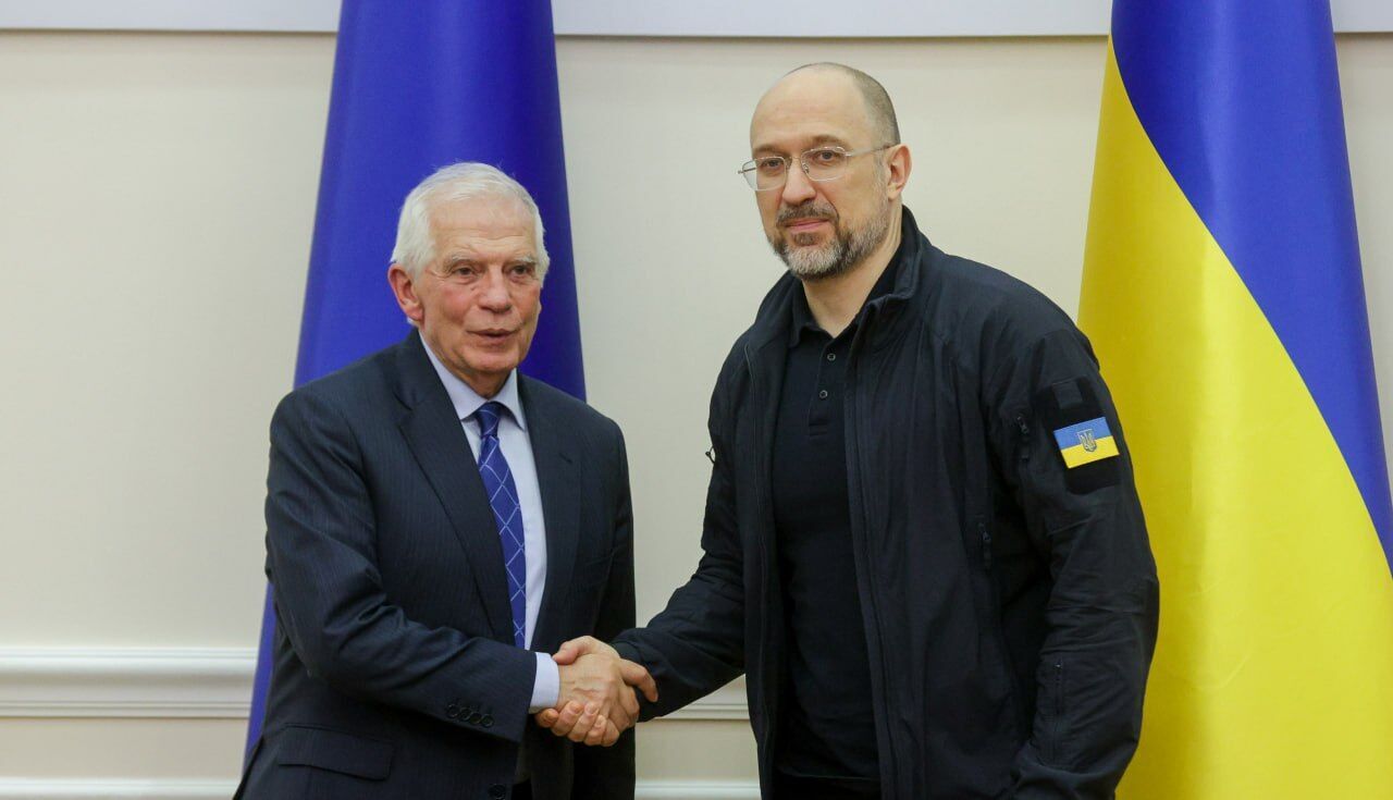 Жозеп Боррель и Денис Шмыгаль в Киеве. 7 февраля 2024 года