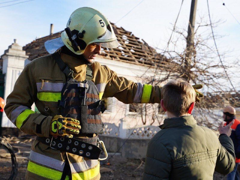 Окупанти атакували Миколаїв ракетами і дронами: є загиблий, загорівся підземний газопровід. Фото і відео