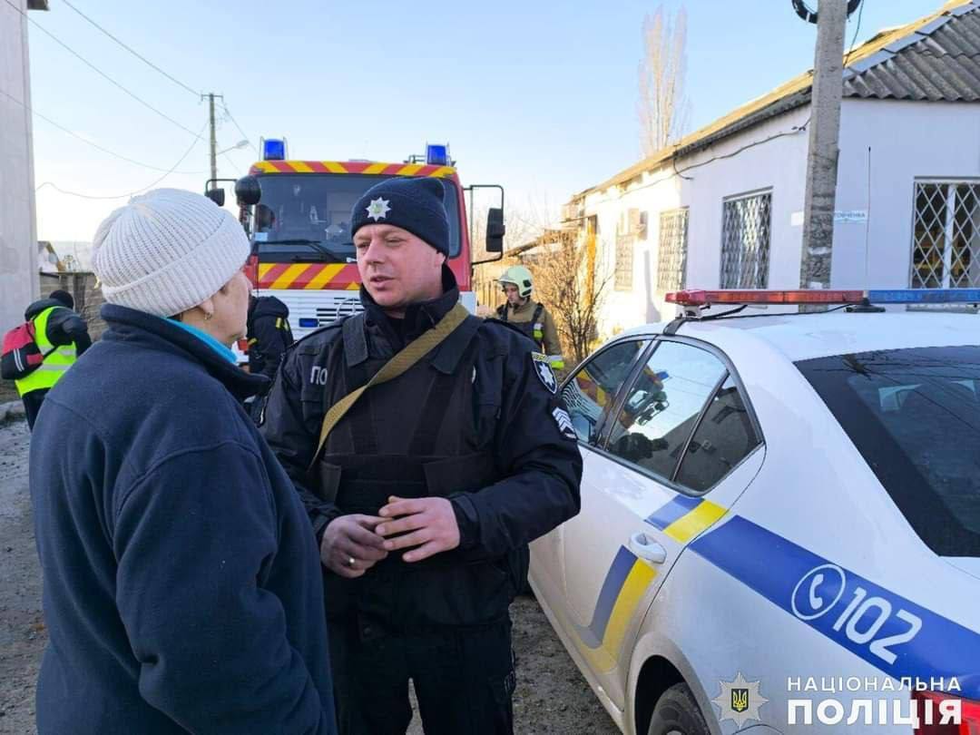 Окупанти атакували Миколаїв ракетами і дронами: є загиблий, загорівся підземний газопровід. Фото і відео