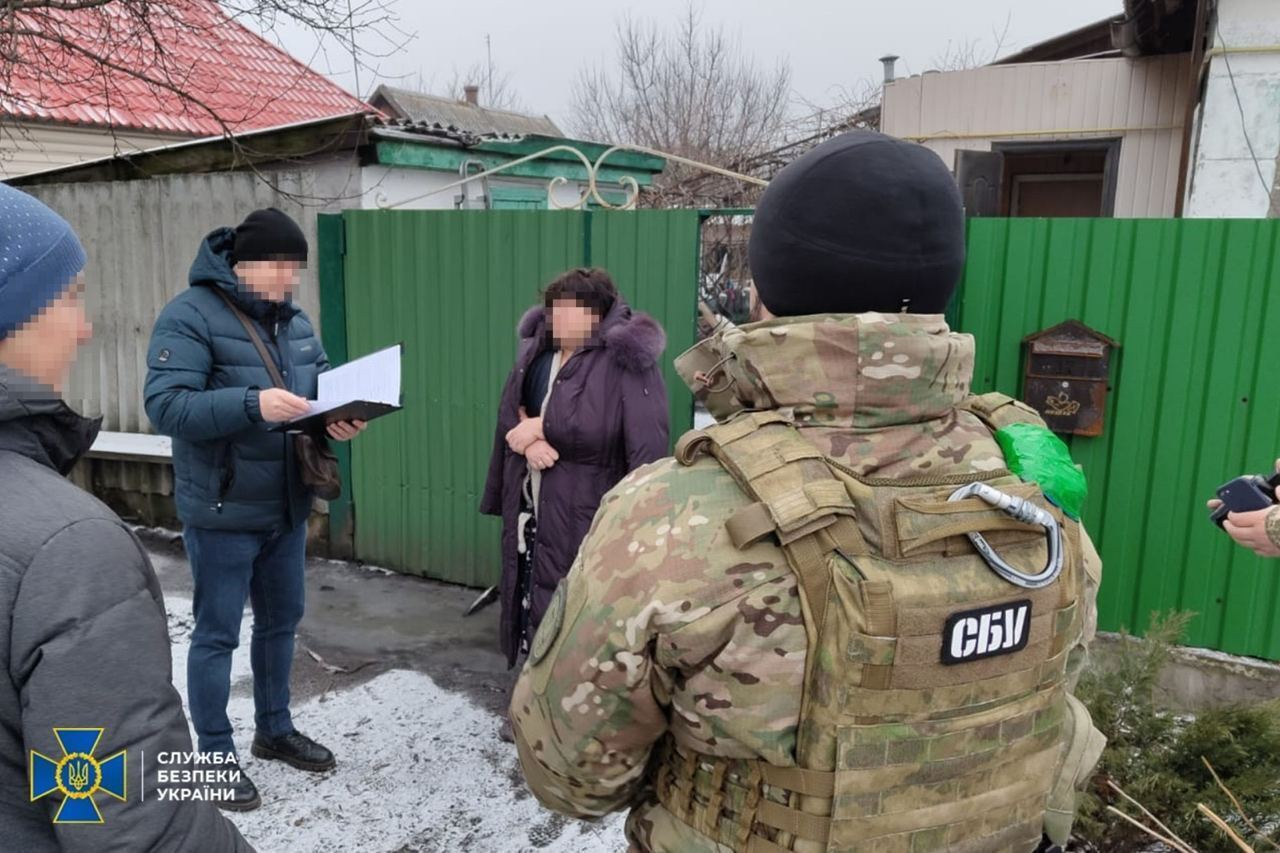 По ее наводке убили 6 мирных жителей: СБУ задержала осведомительницу РФ в Донецкой области. Фото
