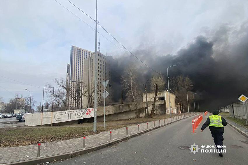 РФ ударила по Киеву ракетами: количество погибших увеличилось. Все подробности, фото и видео