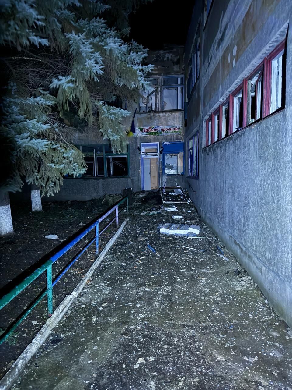 Війська РФ обстріляли Селидове на Донеччині: є руйнування, під завалами опинилася людина. Фото xdidzriruiqqhant