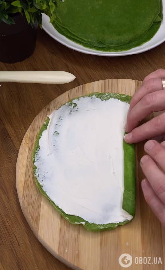 Что необычное приготовить на Масленицу 2024: суши из шпинатных блинов