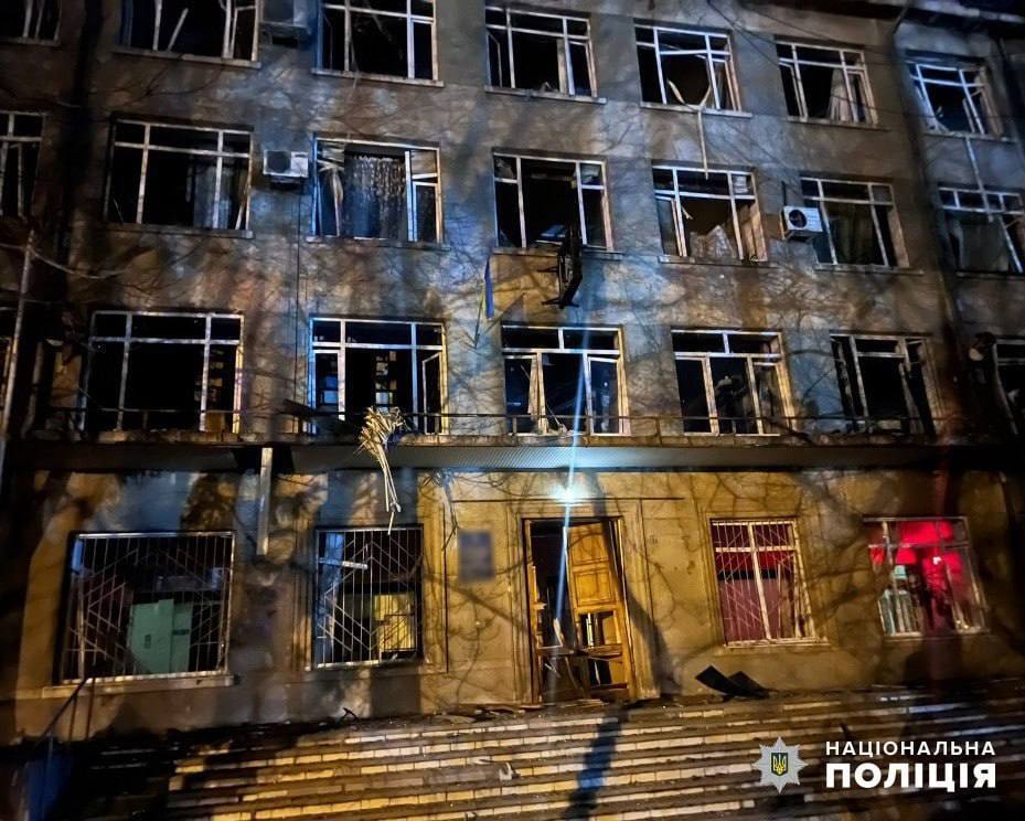 Окупанти атакували Одесу та Миколаїв "Шахедами": є пошкодження цивільної інфраструктури. Фото