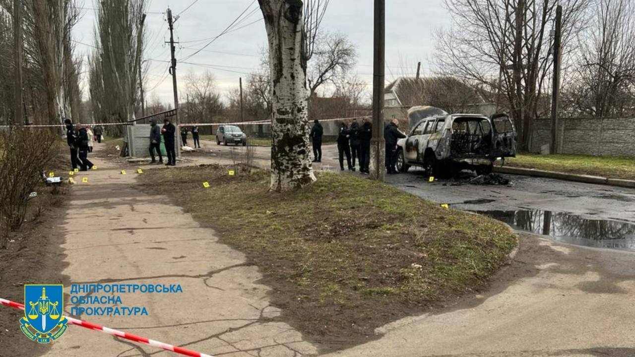 Заммэра Никополя расстреляли в авто: убийц ищут. Фото с места