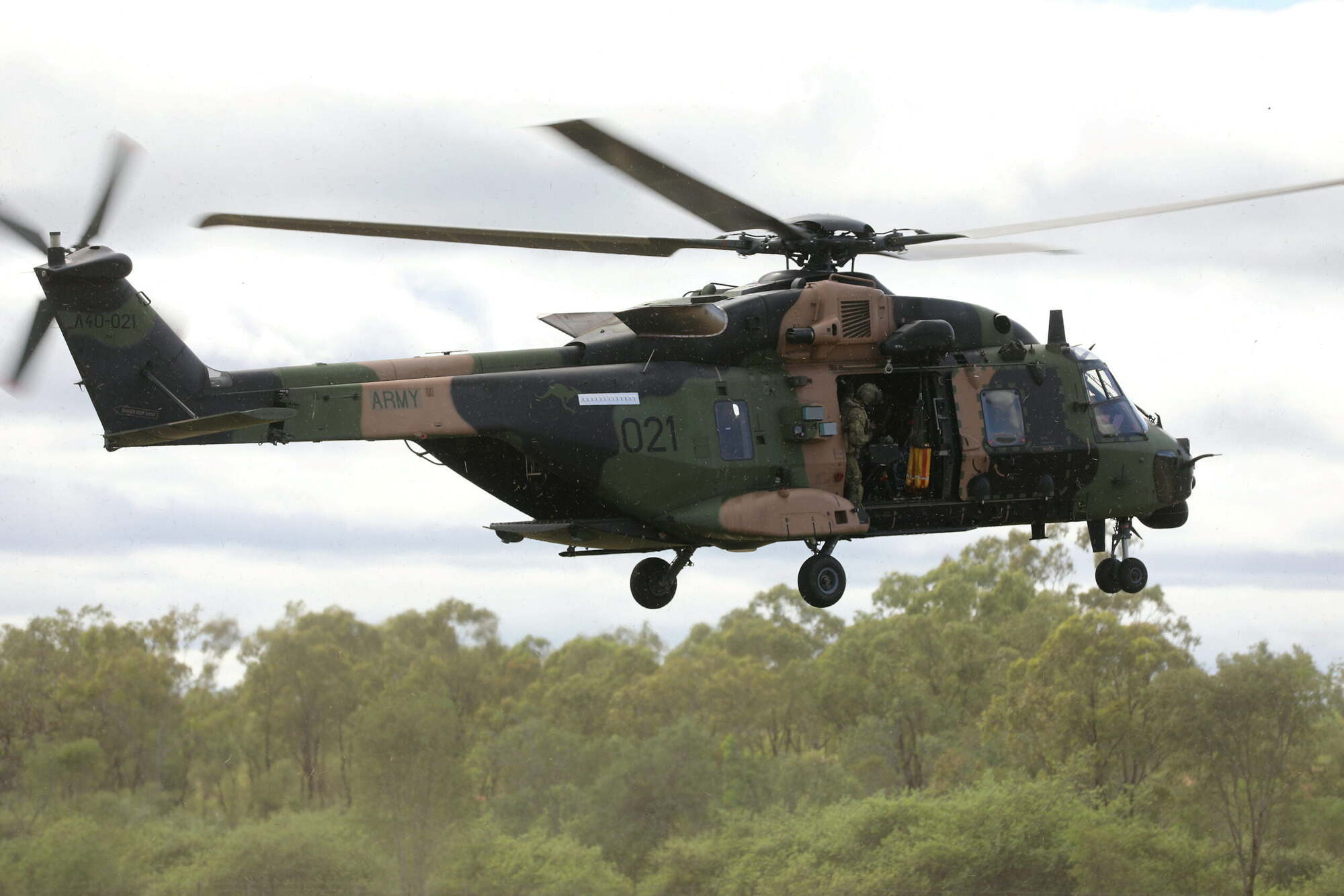 В Австралии ветераны армии предлагают восстановить вертолеты Taipan, чтобы их передали Украине. Фото