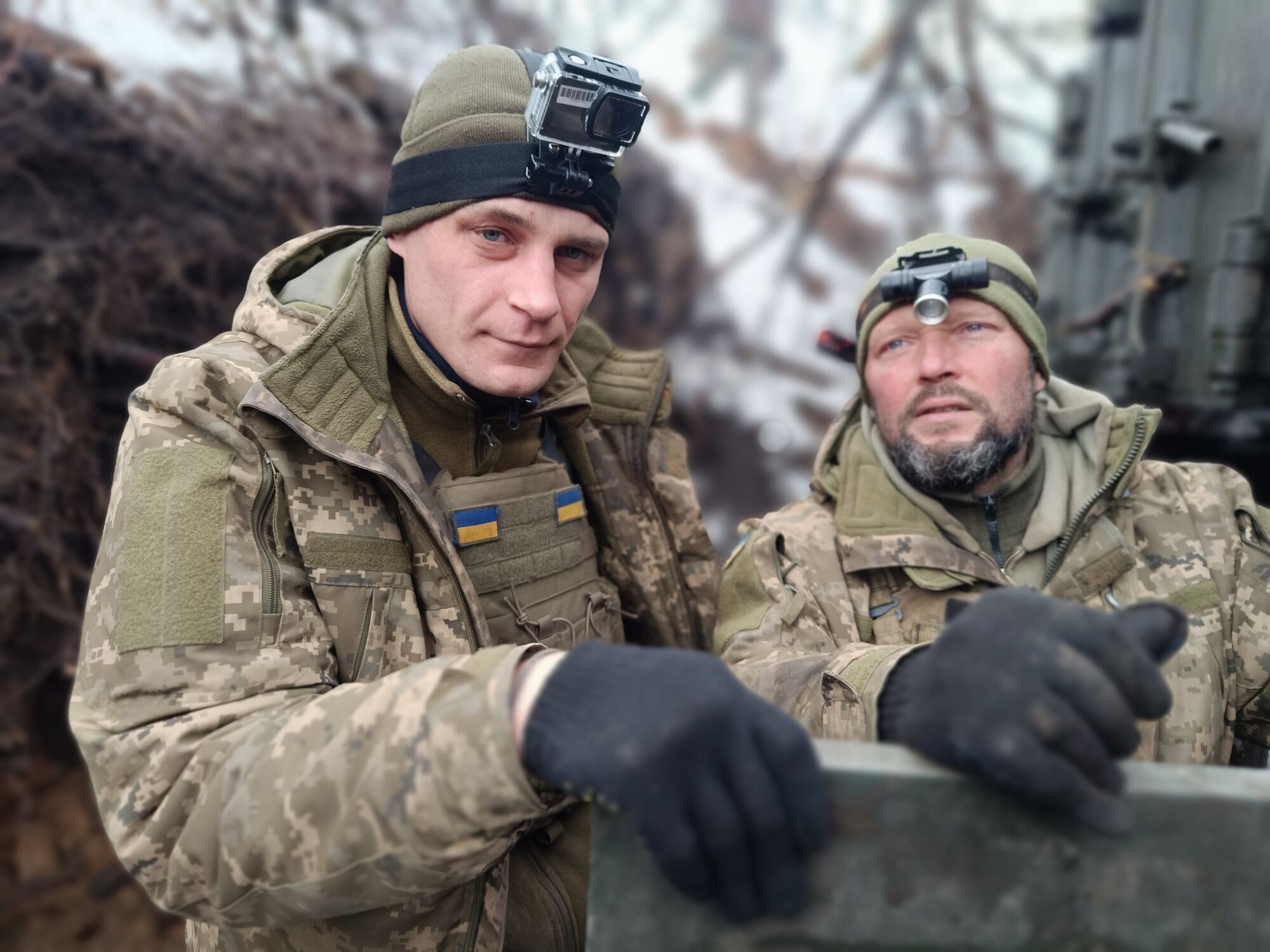 Герої нашого сьогодення: в ЗСУ показали побут воїнів на передовій. Фото
