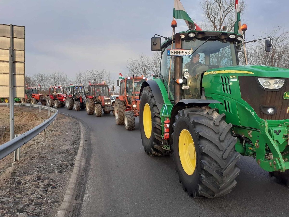 Венгерские фермеры вышли на акцию протеста на границе с Украной