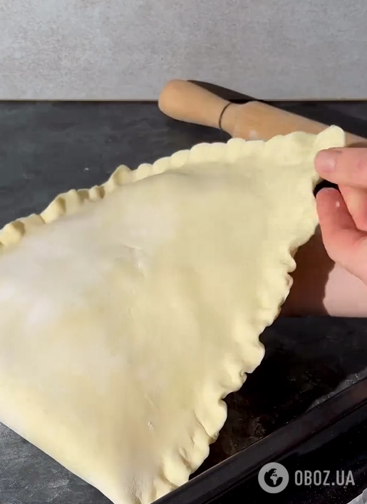 Быстрый слоеный пирог с сыром и шпинатом: идеально подойдет для сытного обеда
