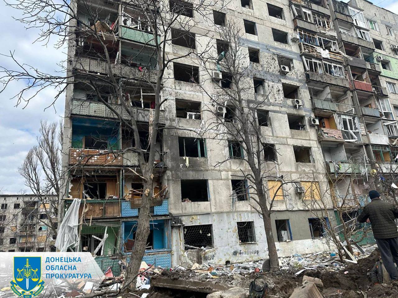 Оккупанты ударили ракетами по Мирнограду, 12 человек ранены: появились подробности атаки