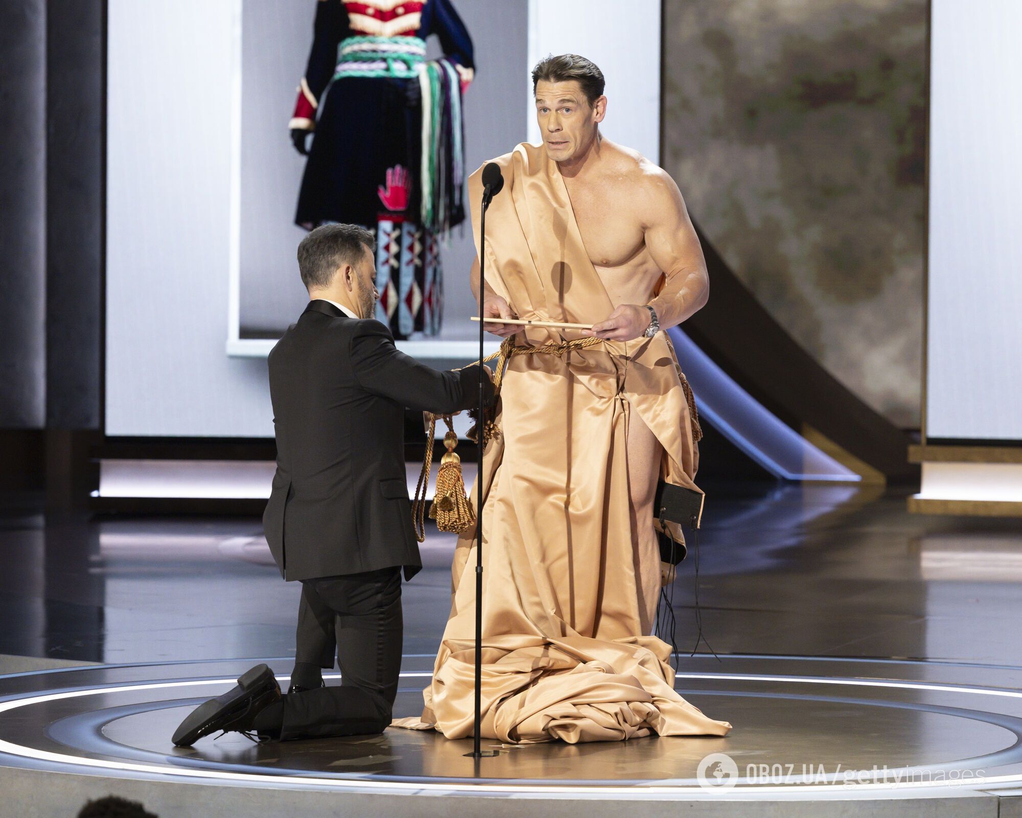 Реслер-актор Джон Сіна вийшов на сцену Оскара повністю голим: і ось чому. Фото