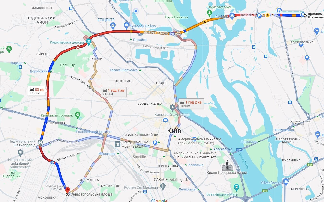 У Києві ранкові затори ускладнили рух на дорогах: де "тягнуться" машини. Карта