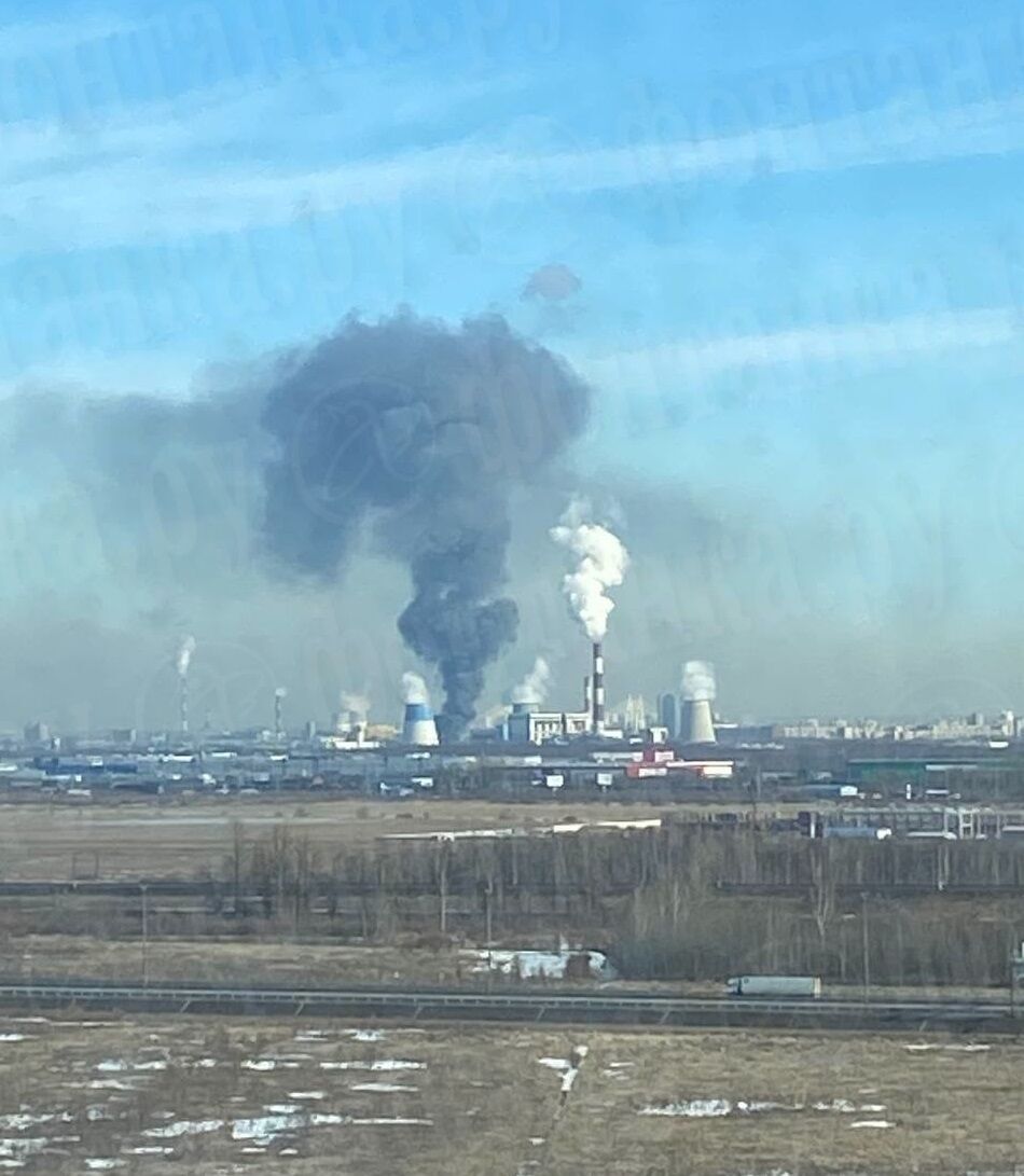 Все по плану? В Санкт-Петербурге произошел пожар возле ТЭЦ, валит черный дым. Фото и видео