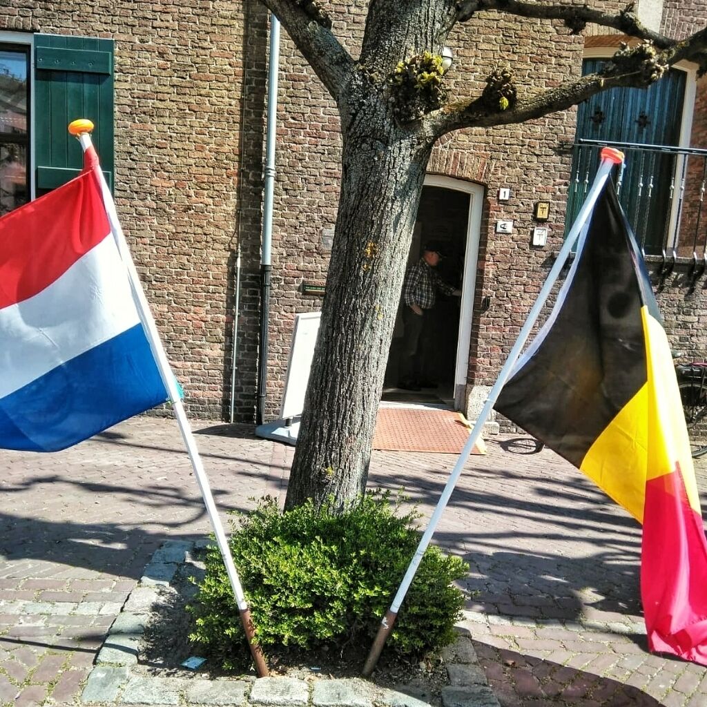 Бельгія та Нідерланди: подорож країнами, межа між якими проходить прямо через будинки