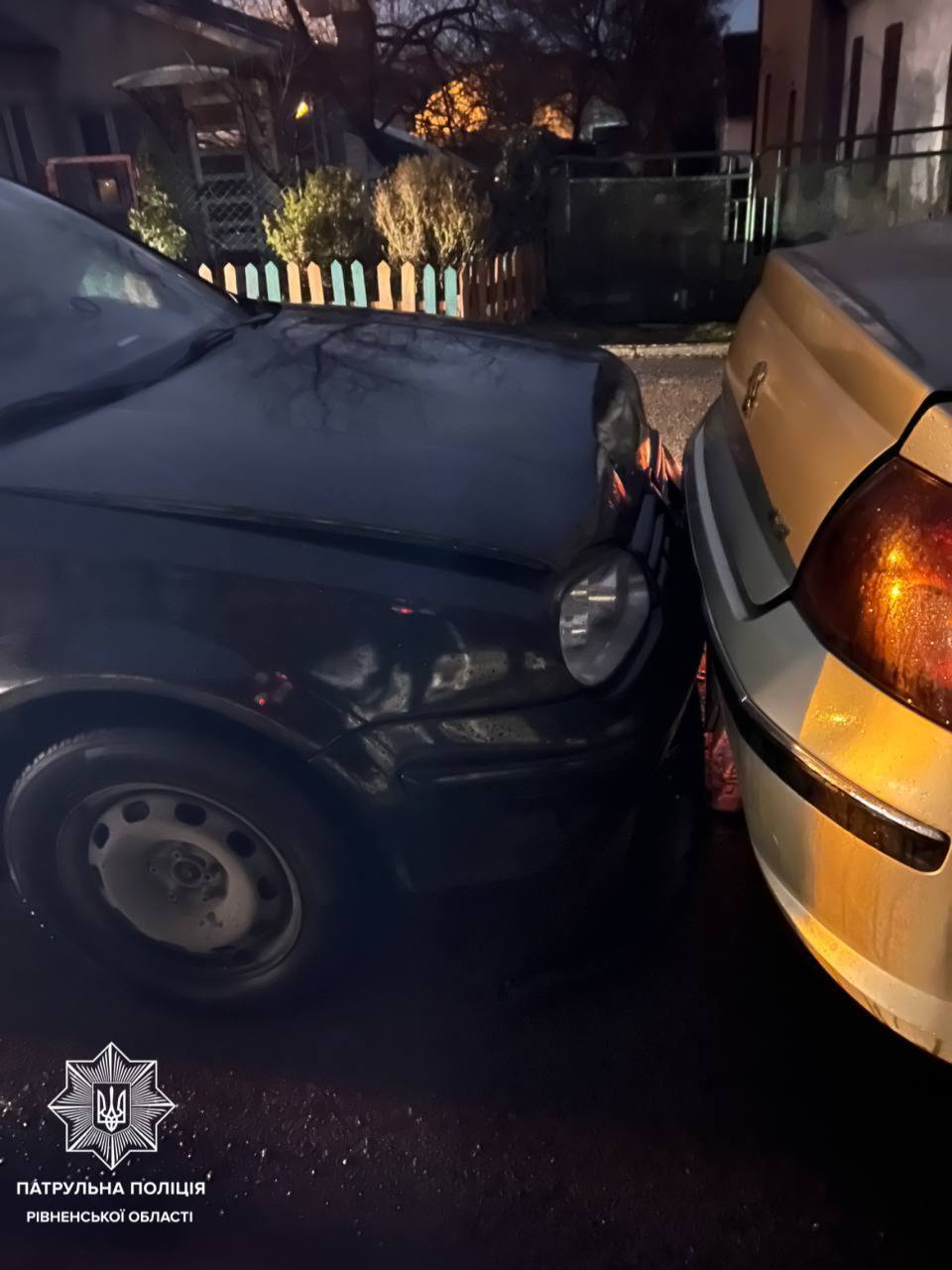 Лишила на першій передачі: в Рівному жінка повідомила про викрадення авто, а виявилось, що воно скоїло ДТП. Фото 