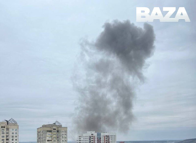 У російському Бєлгороді поскаржилися на вибухи, піднялися стовпи диму. Фото 