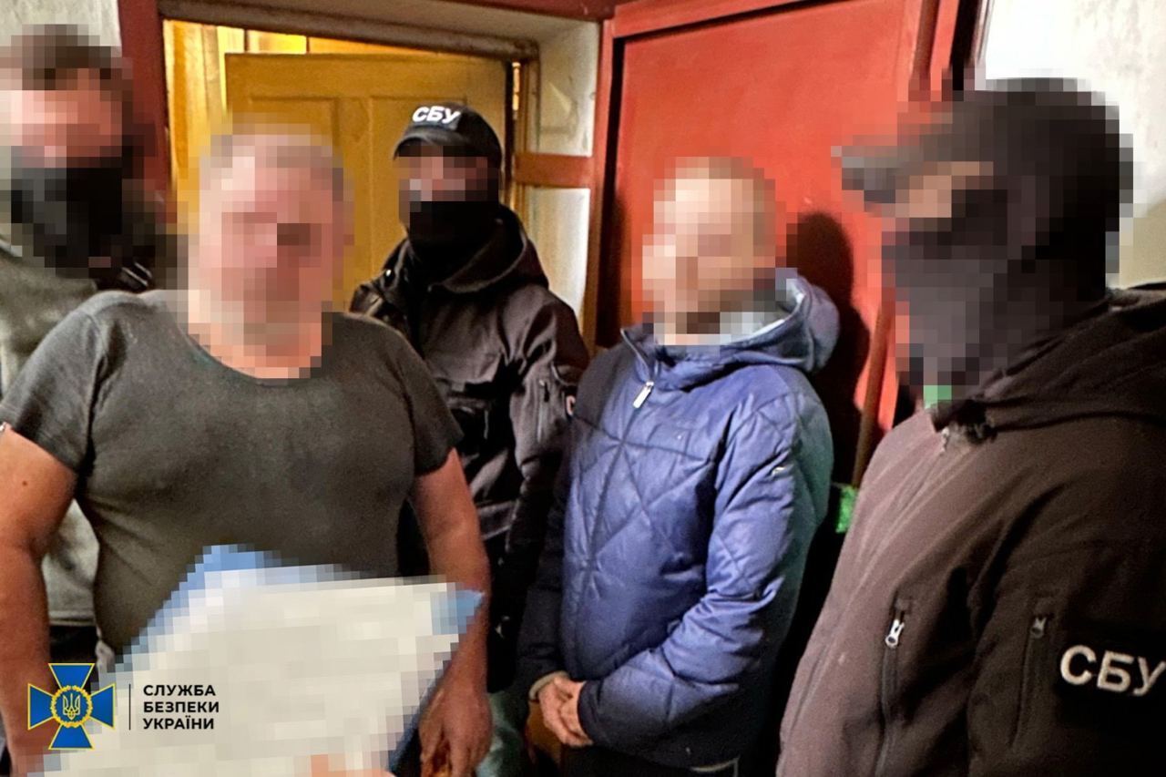 В Николаеве задержали информатора оккупантов, который собирал информацию о перемещении техники ВСУ. Фото