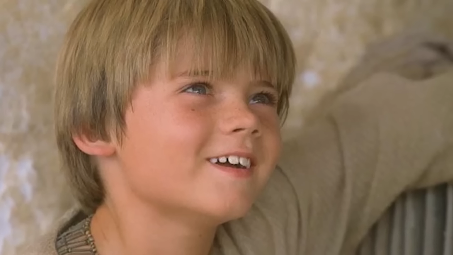 Одна з найвеличніших ролей в історії кіно "знищила" 9-річного хлопчика: як зараз живе юний Енакін Скайвокер із "Зоряних воєн"