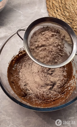 Почти как брауни: как приготовить супершоколадное печенье за несколько минут