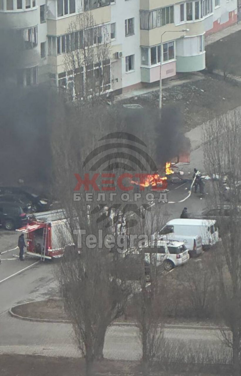 Гриміли вибухи, піднявся дим: у Бєлгородській області тривають атаки, росіяни панікують. Фото і відео