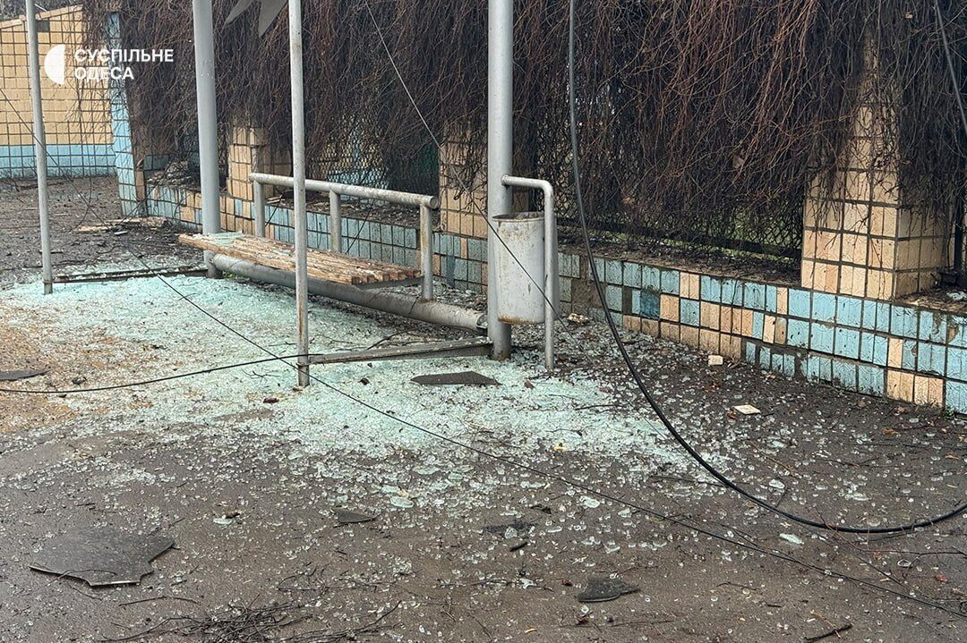 Окупанти завдали удару по Одесі, загинули 20 осіб, десятки поранені: 16 березня оголошено днем жалоби. Фото