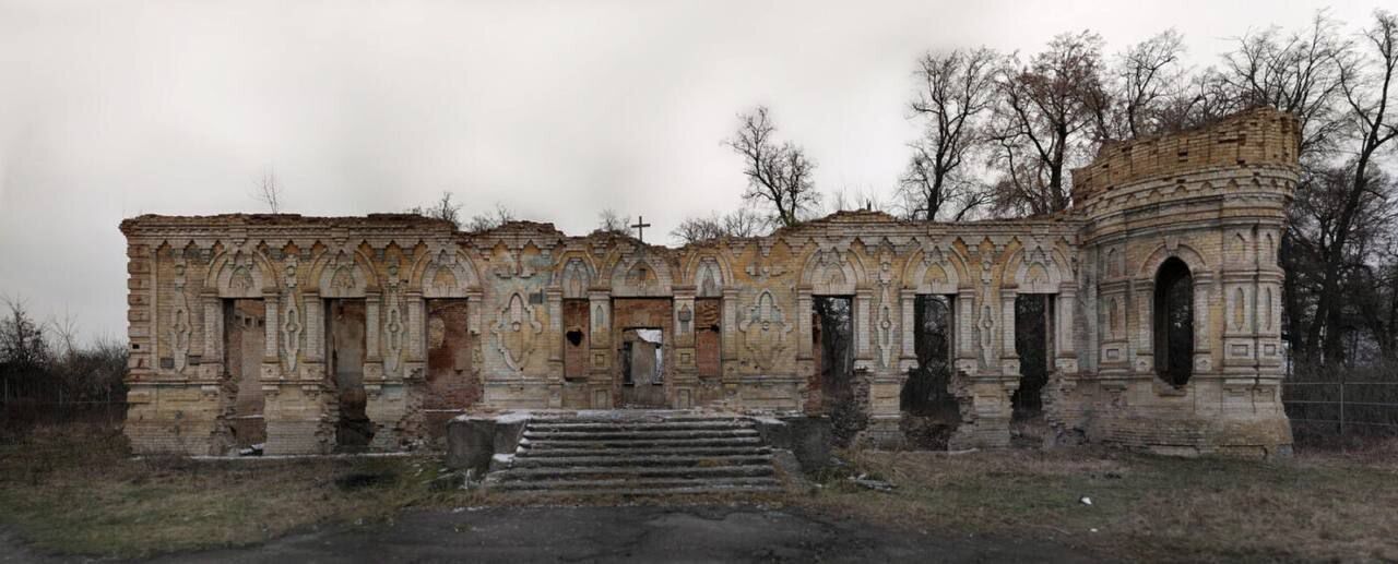 Первый владелец сошел с ума: под Киевом есть дворец XIX века, окутанный тайнами. История и фото