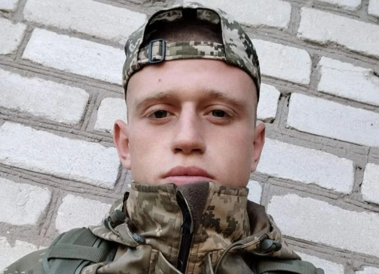 Рідні до останнього вірили в  диво: в боях за Україну загинув молодий захисник з Одещини. Фото 