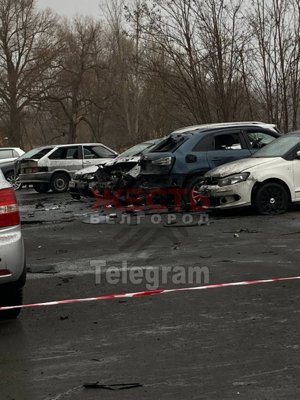 Обгоревшие авто и дым столбом: в Белгороде раздались взрывы после попыток армии РФ сбить цели. Фото и видео