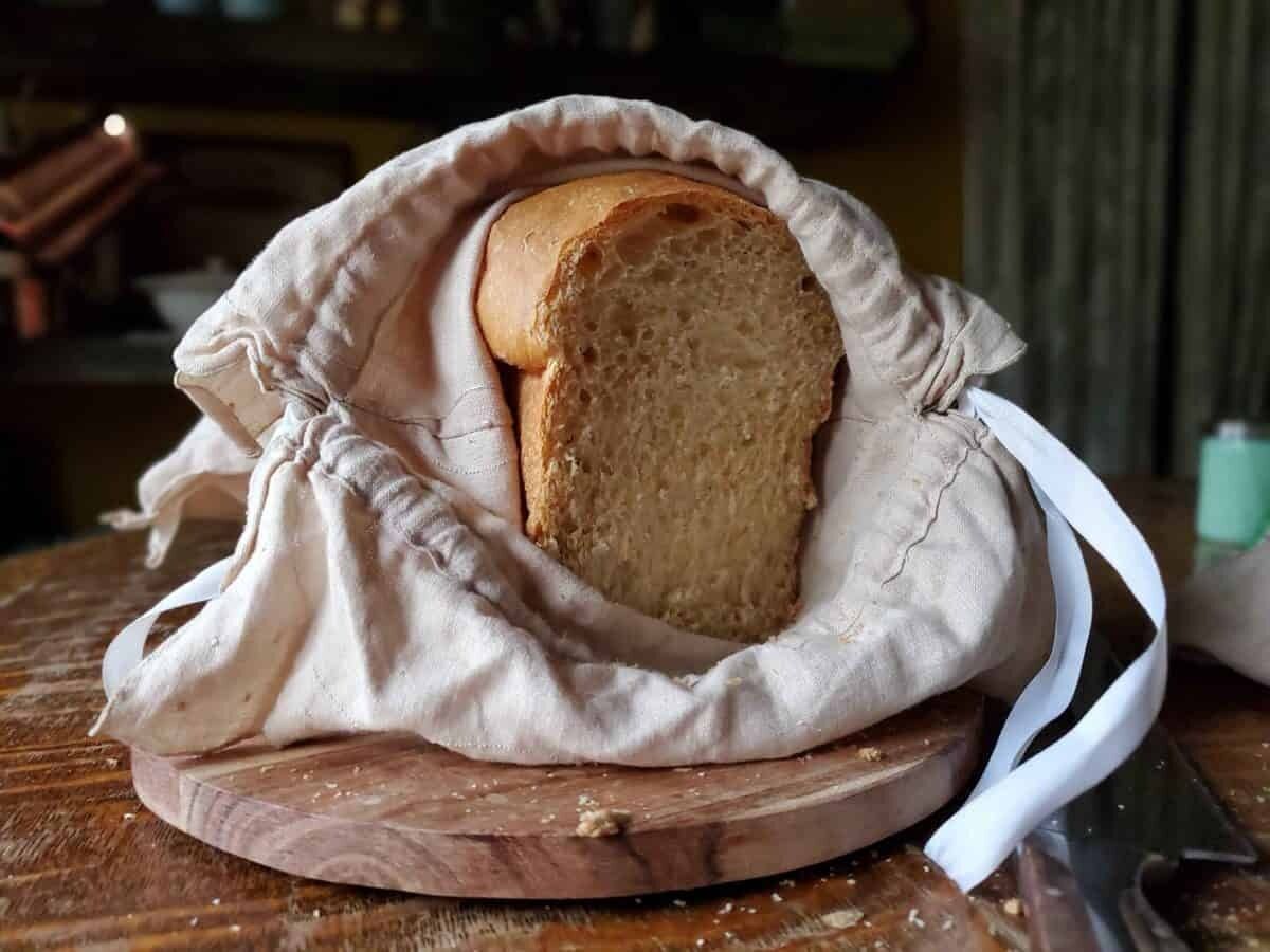 Не выбрасывайте! Как можно спасти черствый хлеб