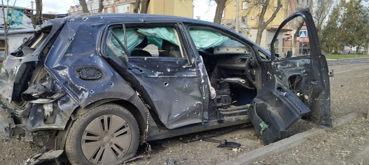 Армія Росії вдарила двома ракетами по Миколаєву: є загиблий. Фото і відео