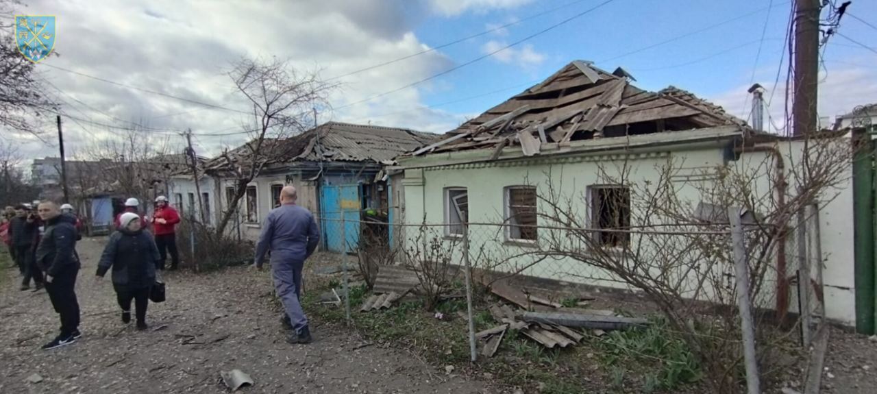 Армия России ударила двумя ракетами по Николаеву: есть погибший. Фото и видео