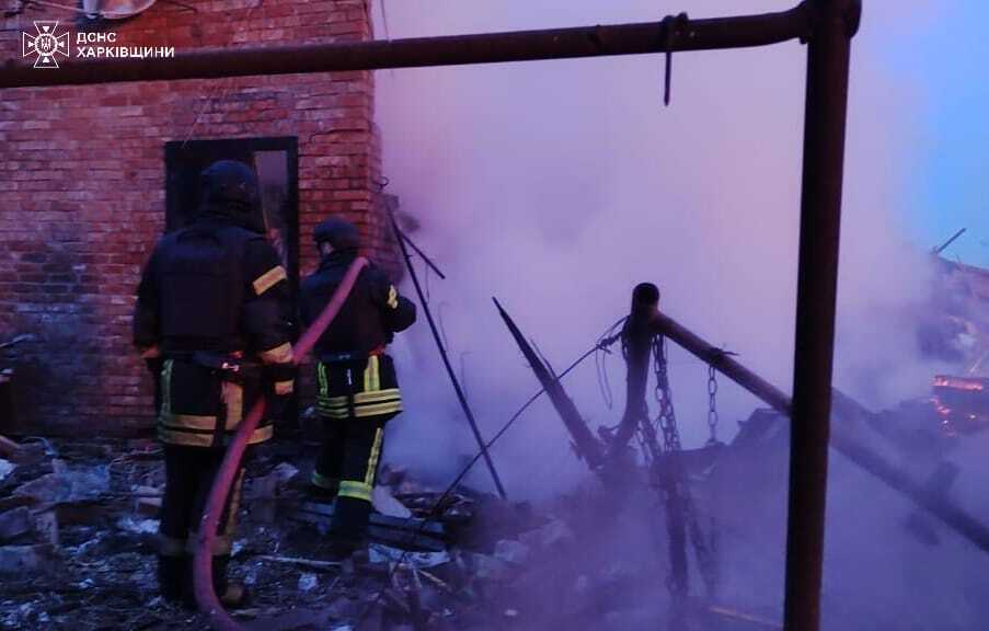 Ворог скинув авіабомби на центр Вовчанська: є поранені. Фото