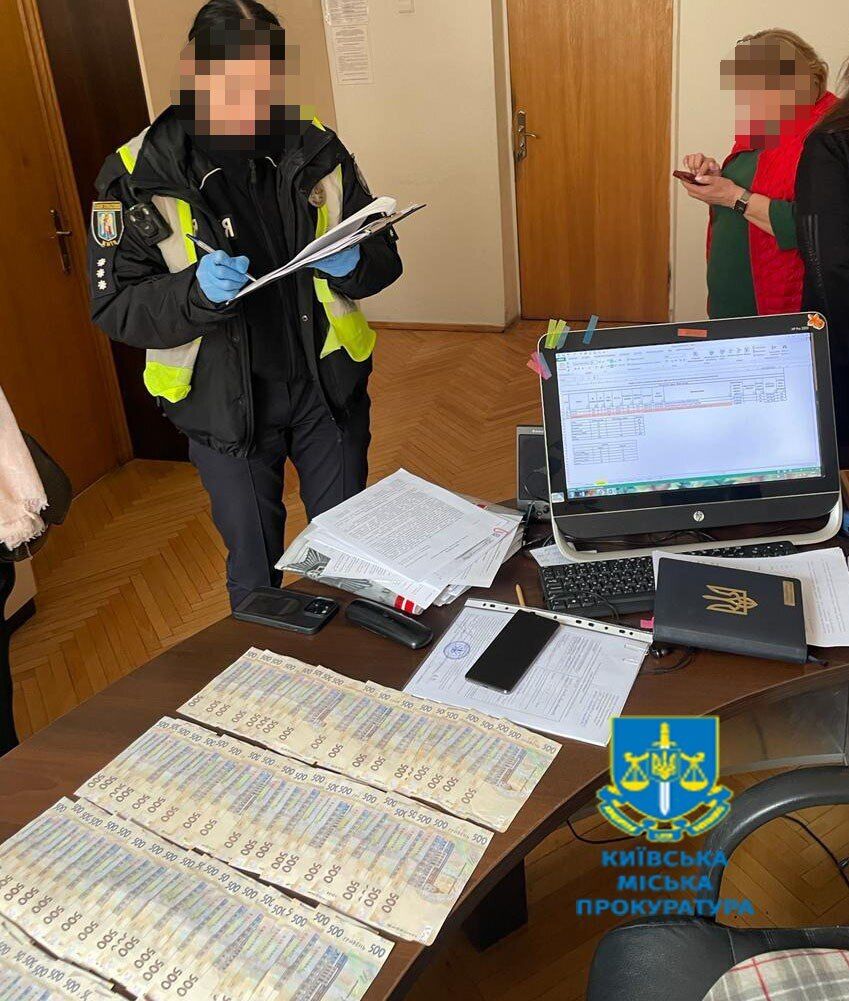 Требовала от благотворителей взятку за аренду помещения для гуманитарной помощи: в Киеве разоблачили чиновницу. Фото