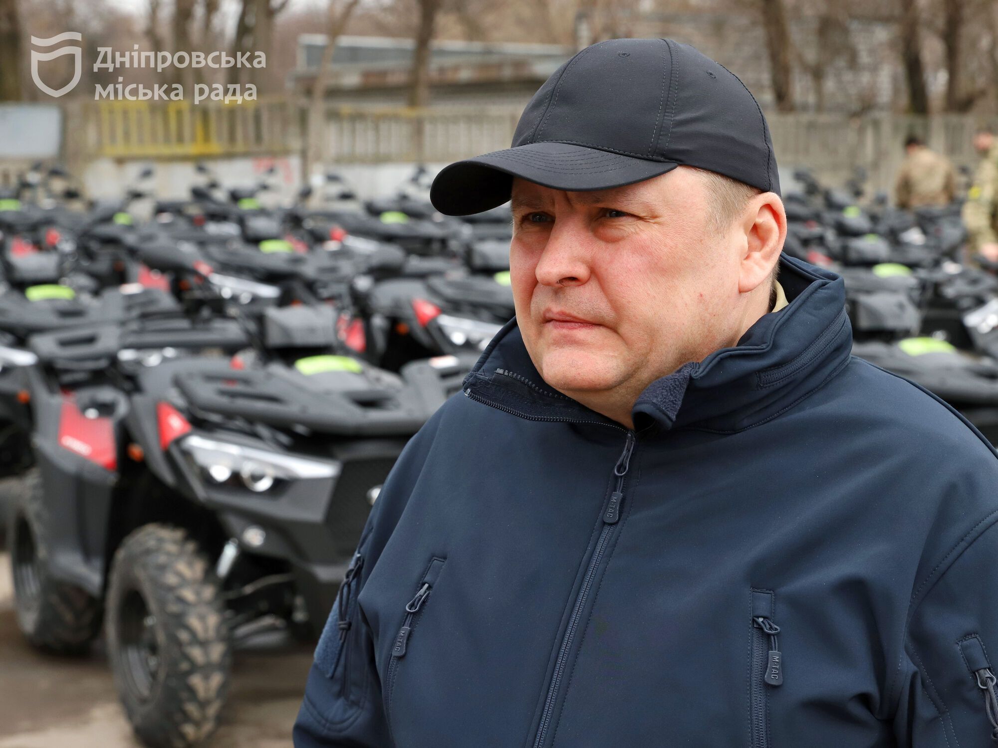 Дніпро надав Силам оборони перші 50 нових квадроциклів для евакуації поранених та виконання бойових завдань