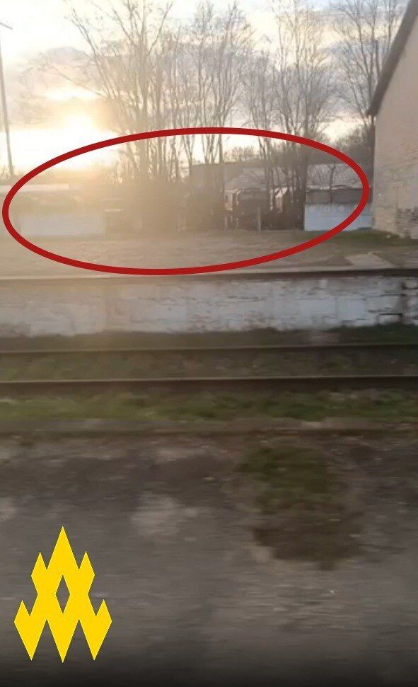 Оккупанты используют гражданских в качестве прикрытия: агенты "Атеш" разведали место дислокации захватчиков в Крыму. Фото