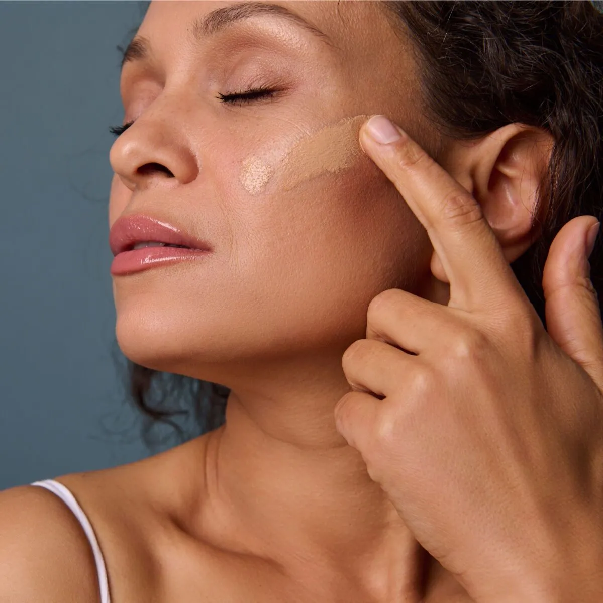 Как сделать, чтобы морщины не были видны под макияжем: советы для идеального покрытия лица