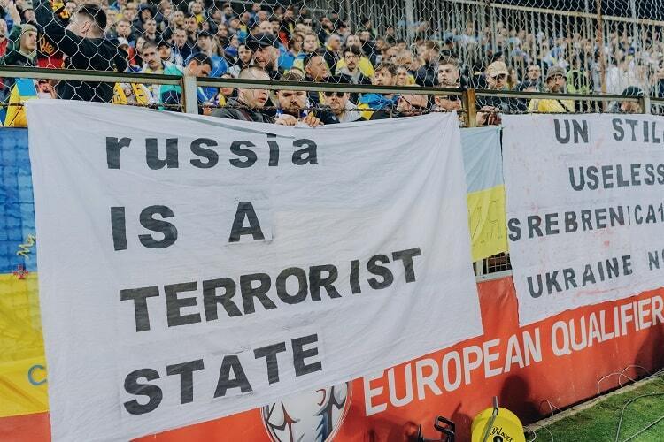"Негодяй": в России набросились с обвинениями на футболиста сборной Украины