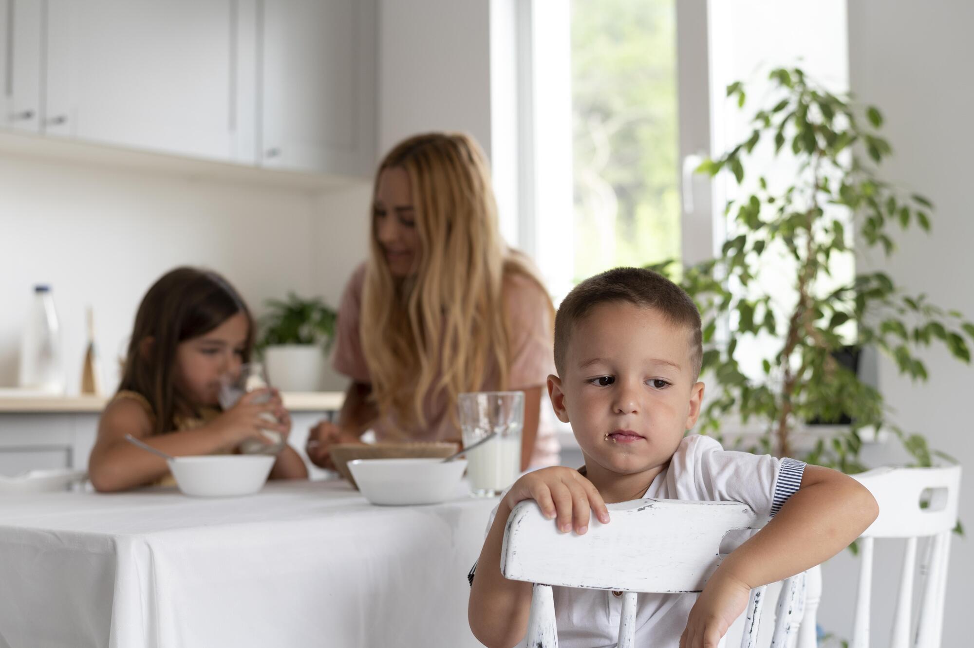 7 речей, які роблять майже всі батьки і ненавмисно відштовхують від себе дітей
